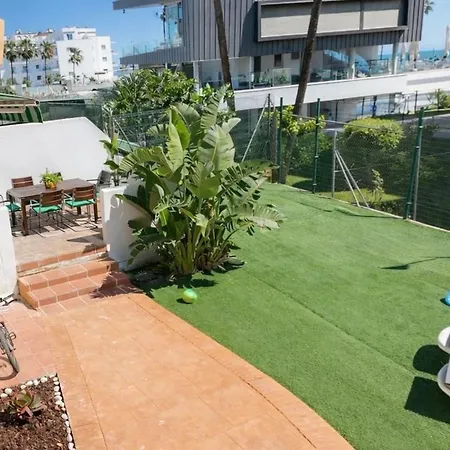 Bajo Junto A La Playa Con Jardin Privado Lejlighed Torremolinos