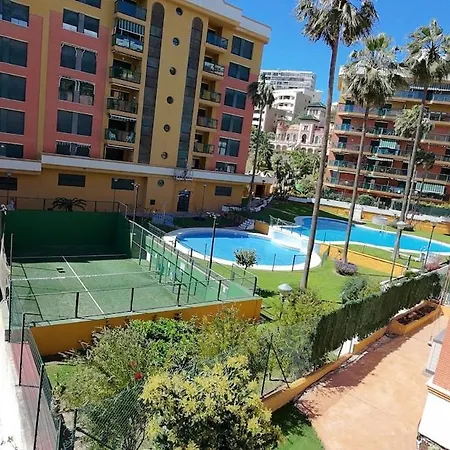 Lejlighed Bajo Junto A La Playa Con Jardin Privado