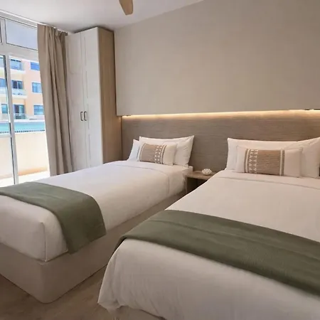 Bajo Junto A La Playa Con Jardin Privado Lejlighed Torremolinos